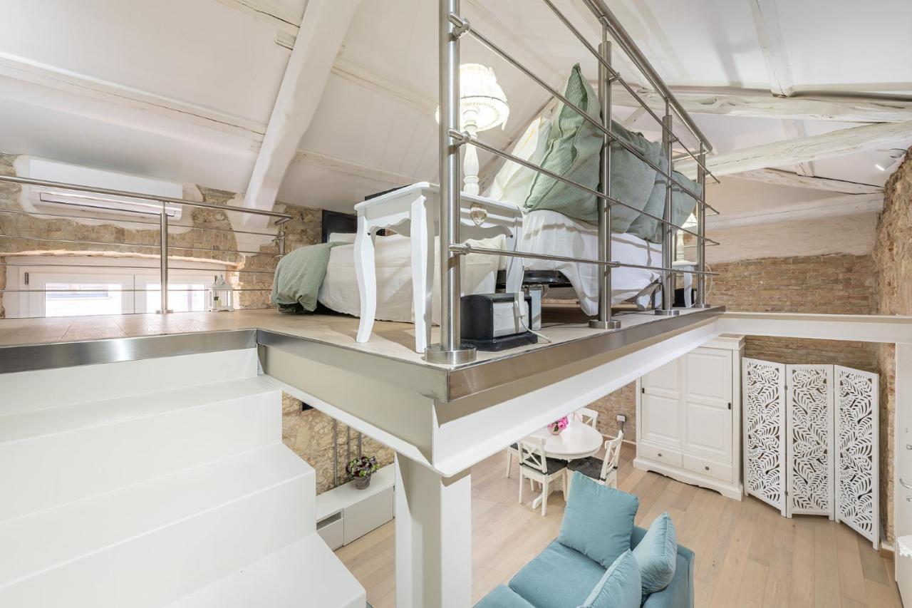 Adriana'S New Loft Apartment Cagliari Luaran gambar