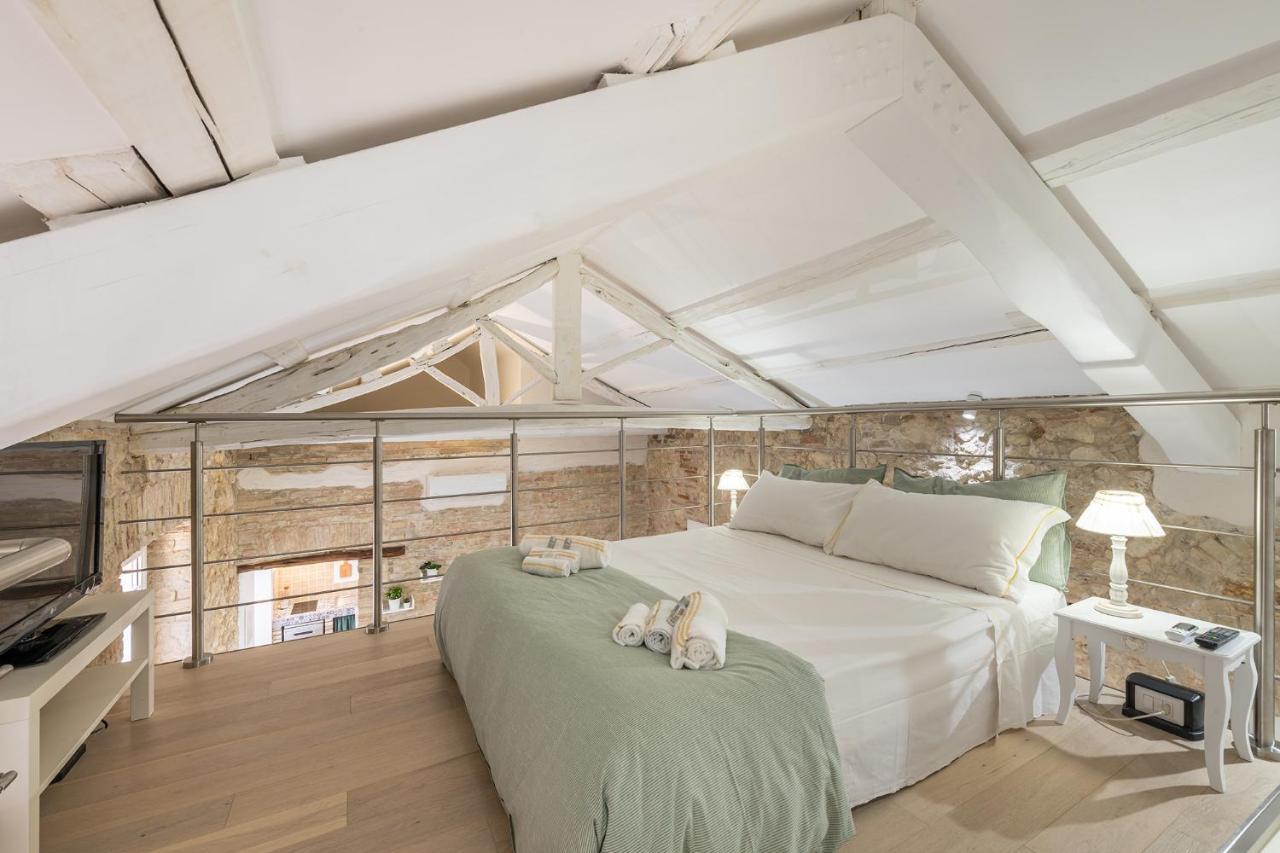 Adriana'S New Loft Apartment Cagliari Luaran gambar
